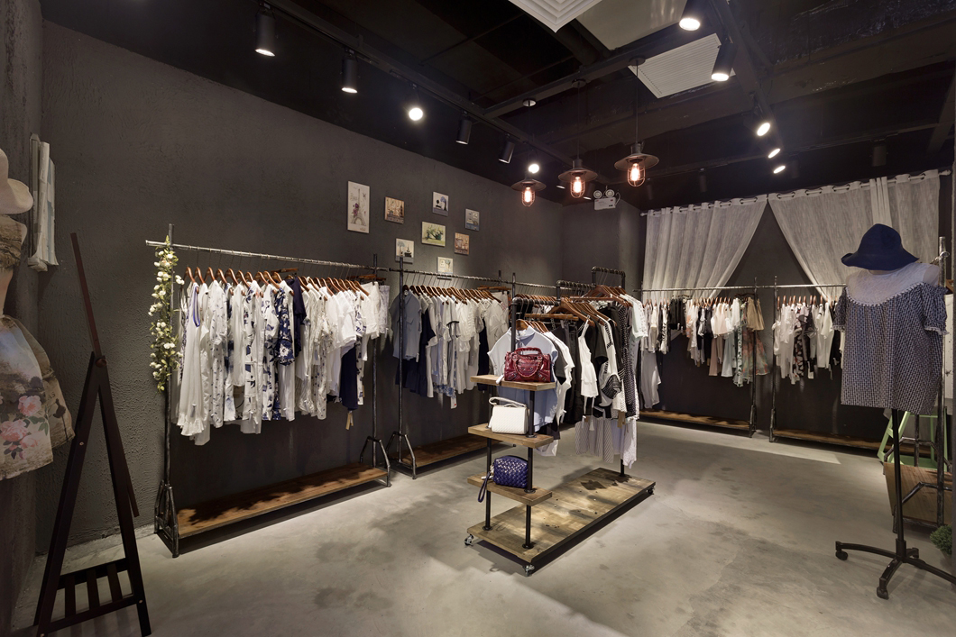 打破常规的工业浪漫 80平米Loft风格女装店装修设计案例分享